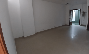 Espectacular oficina para arriendo