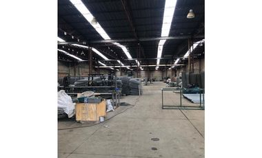 ARRIENDO BODEGA EN CAZUCA ZONA INDUSTRIAL
