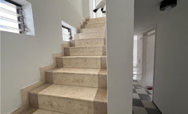 ARRIENDO CASA AMOBLADA ESQUINERA MIRAFLORES CALI