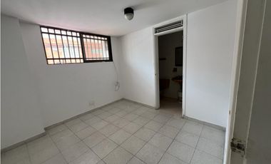 ARRIENDO CASA AMOBLADA ESQUINERA MIRAFLORES CALI