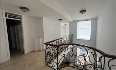 ARRIENDO CASA AMOBLADA ESQUINERA MIRAFLORES CALI