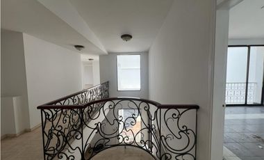 ARRIENDO CASA AMOBLADA ESQUINERA MIRAFLORES CALI