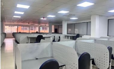 ALQUILA AREAS EN 2 Y 3 PISO EDIFICIO EN EL CENTRO DE CALI