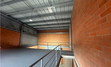 Se Vende Bodega Comercial Parque Logístico Armenia