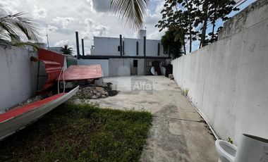 TERRENO EN RENTA EN CANCUN, AV. HUAYACAN , USO DE SUELO COMERCIAL