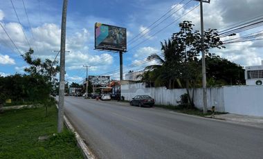 TERRENO EN RENTA EN CANCUN, AV. HUAYACAN , USO DE SUELO COMERCIAL