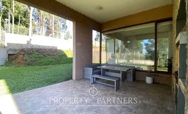 Alto Lafquén luminosa casa mediterránea con vista