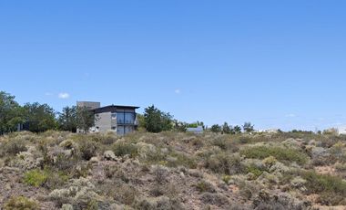 VENTA - LOTE - 953 m2 - VILLA TENIS CLUB - MARI MENUCO, NEUQUEN.