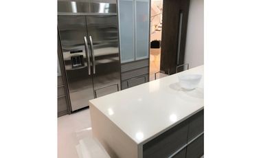 SE VENDE CASA DE LUJO EN ALTOS DE RIOMAR