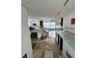 SE VENDE CASA DE LUJO EN ALTOS DE RIOMAR