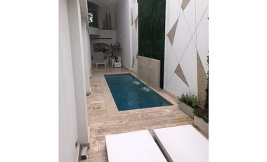 SE VENDE CASA DE LUJO EN ALTOS DE RIOMAR
