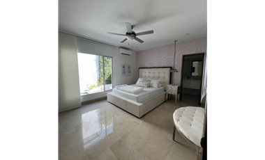 SE VENDE CASA DE LUJO EN ALTOS DE RIOMAR