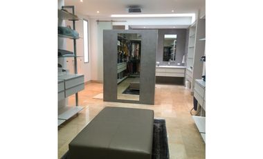 SE VENDE CASA DE LUJO EN ALTOS DE RIOMAR