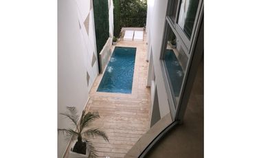 SE VENDE CASA DE LUJO EN ALTOS DE RIOMAR