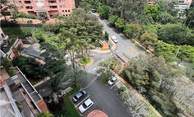 VENTA HERMOSO APARTAMENTO EN LAS SANTAS POBLADO