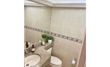 VENTA HERMOSO APARTAMENTO EN LAS SANTAS POBLADO