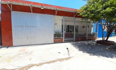 SE VENDE CASA BARRIO ENRIQUE PUPO