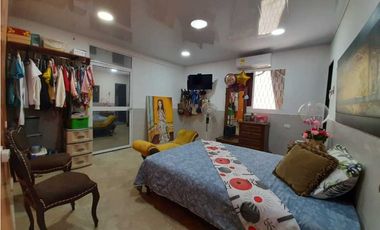 SE VENDE CASA BARRIO ENRIQUE PUPO