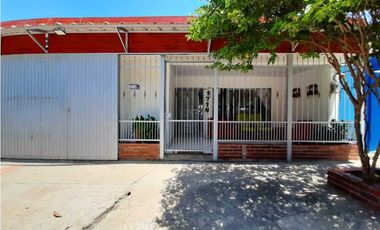 SE VENDE CASA BARRIO ENRIQUE PUPO