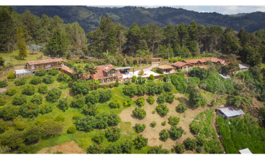 Finca Caballista Guarne, Vía Aeropuerto