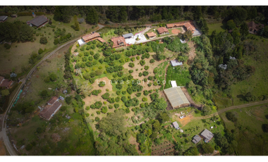 Finca Caballista Guarne, Vía Aeropuerto