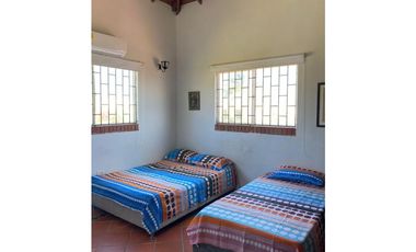 CASA EN ALQUILER EN SALGAR