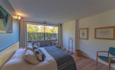 Venta de apartamento con gran terraza en el retiro