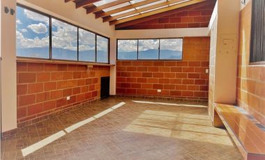 Casa en venta La Estrella - San Agustín