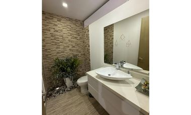 Casa para Renta Amoblada en Envigado sector las Palmas