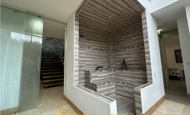 Casa para Renta Amoblada en Envigado sector las Palmas