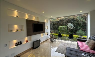Casa para Renta Amoblada en Envigado sector las Palmas