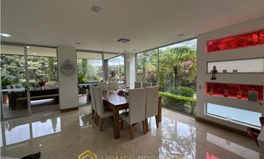 Casa para Renta Amoblada en Envigado sector las Palmas