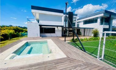 Casa para Arriendo Amoblado en Llanogrande