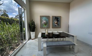 Casa para la Venta Amoblada en Llanogrande