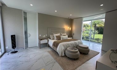 Casa para la Venta Amoblada en Llanogrande