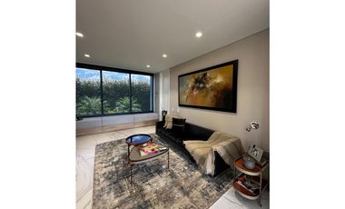 Casa para la Venta Amoblada en Llanogrande