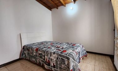Venta de casa independiente en Sabaneta