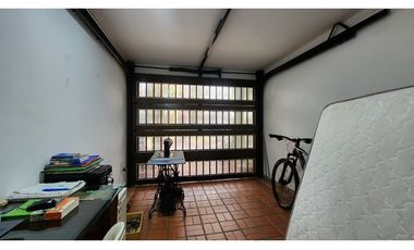 Venta de casa independiente en Sabaneta