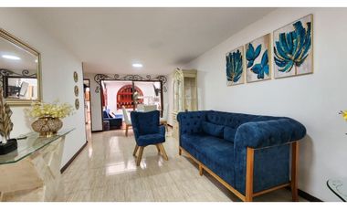 Venta de casa independiente en Sabaneta