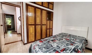 Venta de casa independiente en Sabaneta