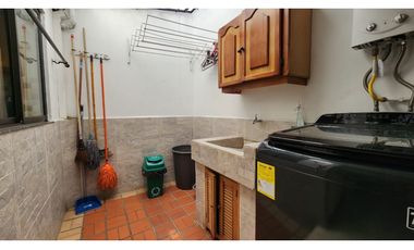 Venta de casa independiente en Sabaneta