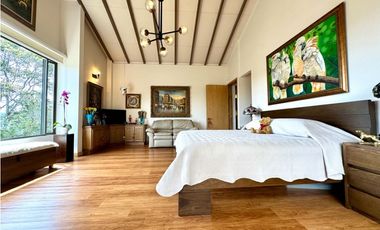 Vendo casa Campestre estilo Español en el Carmen de Viboral