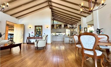 Vendo casa Campestre estilo Español en el Carmen de Viboral