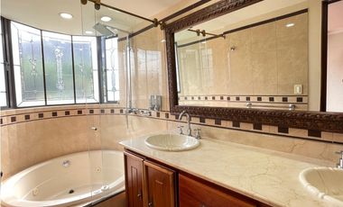 Apartamento en Arriendo Loma Los Gonzalez Medellín