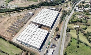Bodega en excelente puerto seco de Girardota