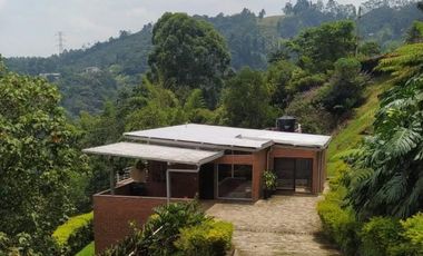 Casa en venta en La Estrella sector La Tablaza