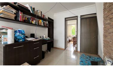 VENTA DE HERMOSA CASA REMODELADA BARRIO CORALES PEREIRA