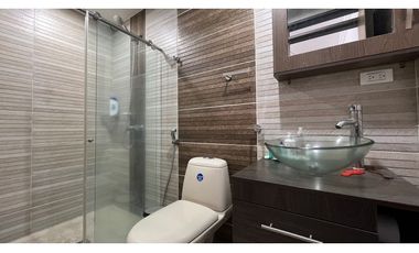 VENTA DE HERMOSA CASA REMODELADA BARRIO CORALES PEREIRA