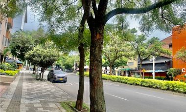 Oficina en venta en Medellín sector Laureles