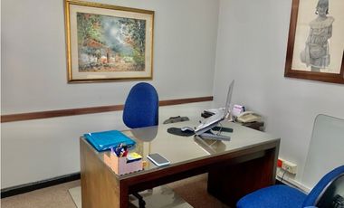 Oficina en venta en Medellín sector Laureles
